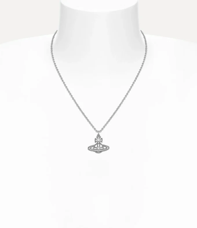 Coretta Pendant Necklace